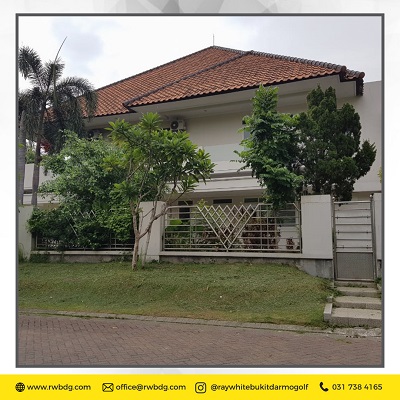 Beautiful House in Graha Famili Blok D Ready to Rent