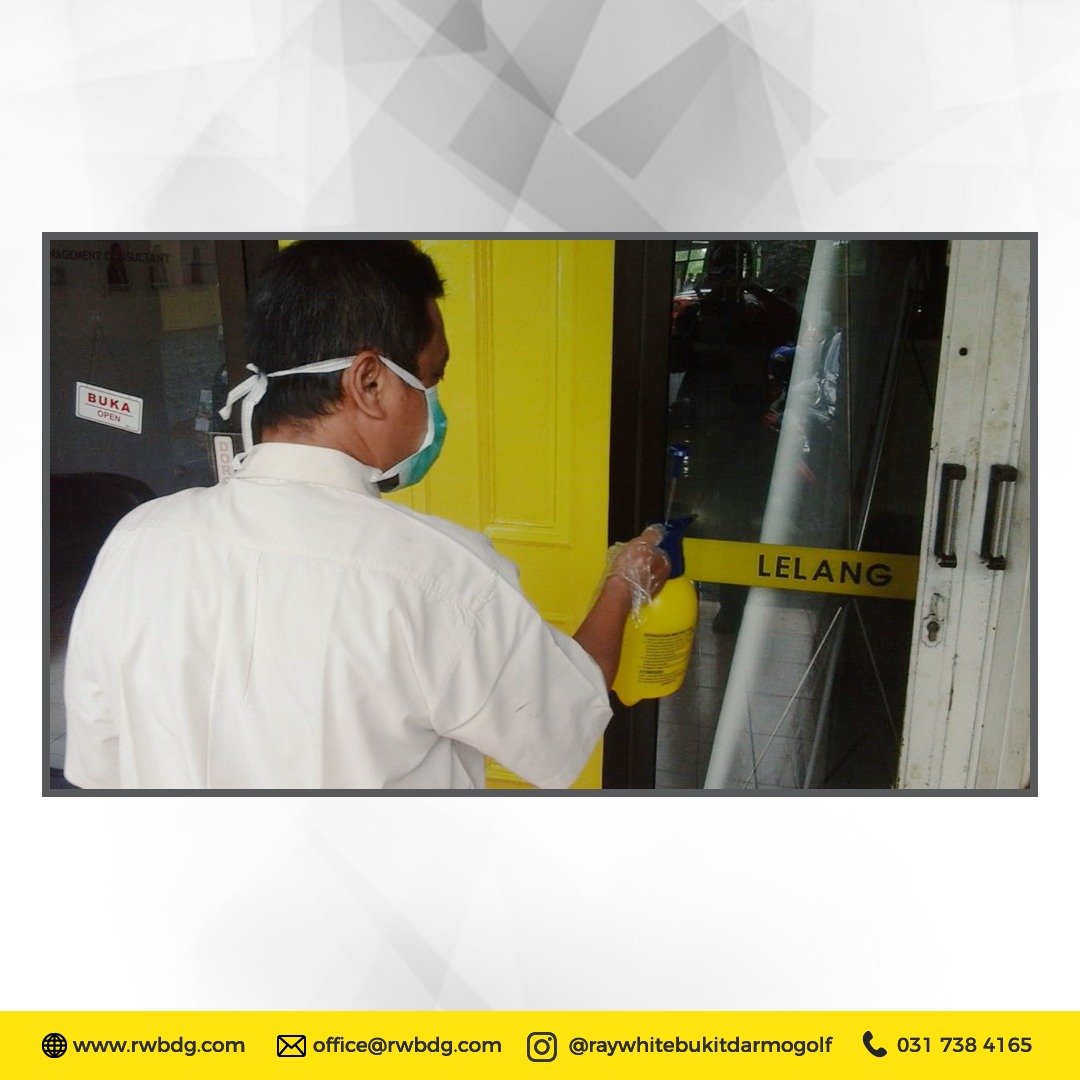 Prevent Corona, Office of Ray White Bukit Darmo Golf to clean with disinfectant